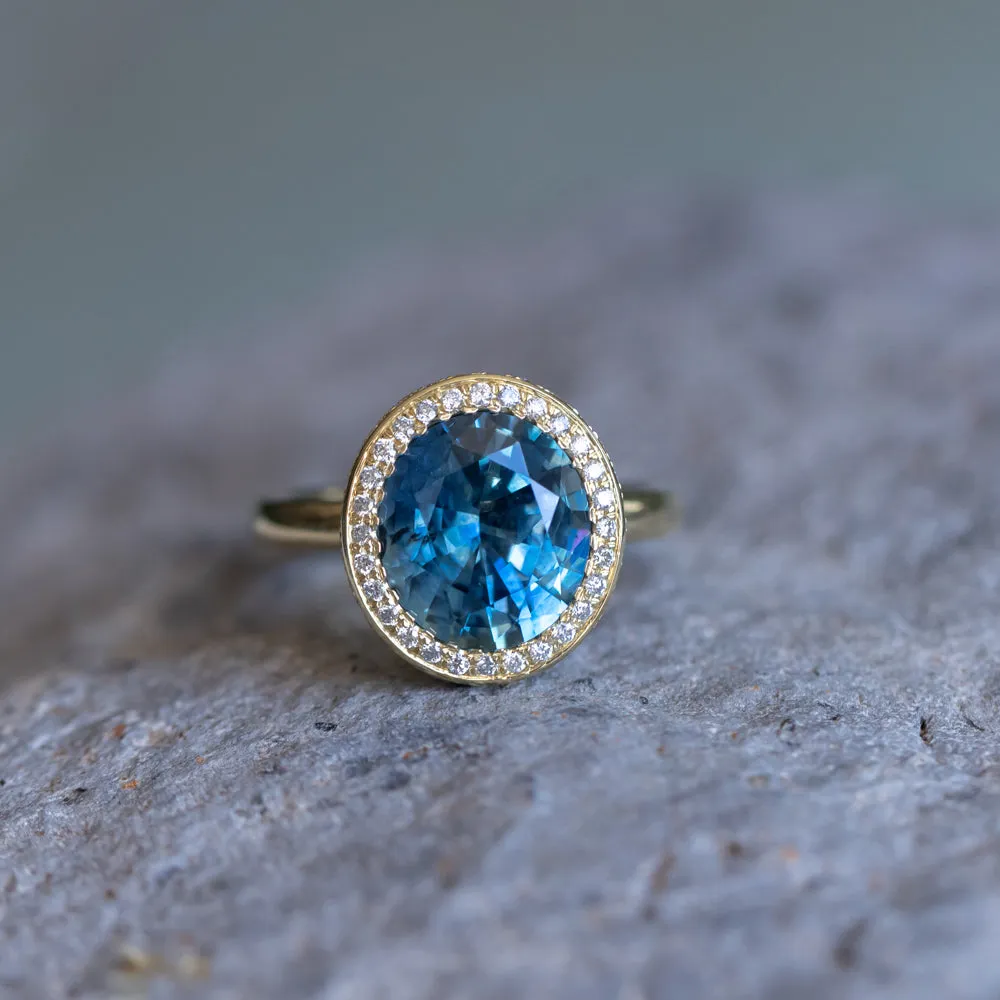 4.56ct Oval Blue Montana Sapphire "Corona" Style Diamond Halo Stackable Ring in 18k Yellow Gold