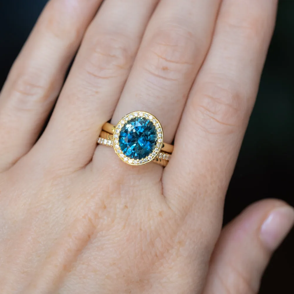 4.56ct Oval Blue Montana Sapphire "Corona" Style Diamond Halo Stackable Ring in 18k Yellow Gold