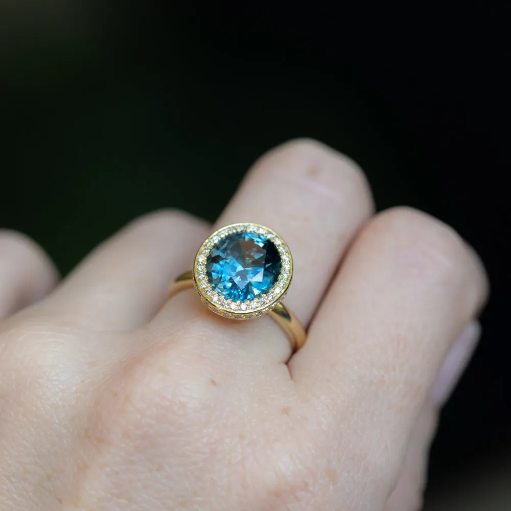 4.56ct Oval Blue Montana Sapphire "Corona" Style Diamond Halo Stackable Ring in 18k Yellow Gold