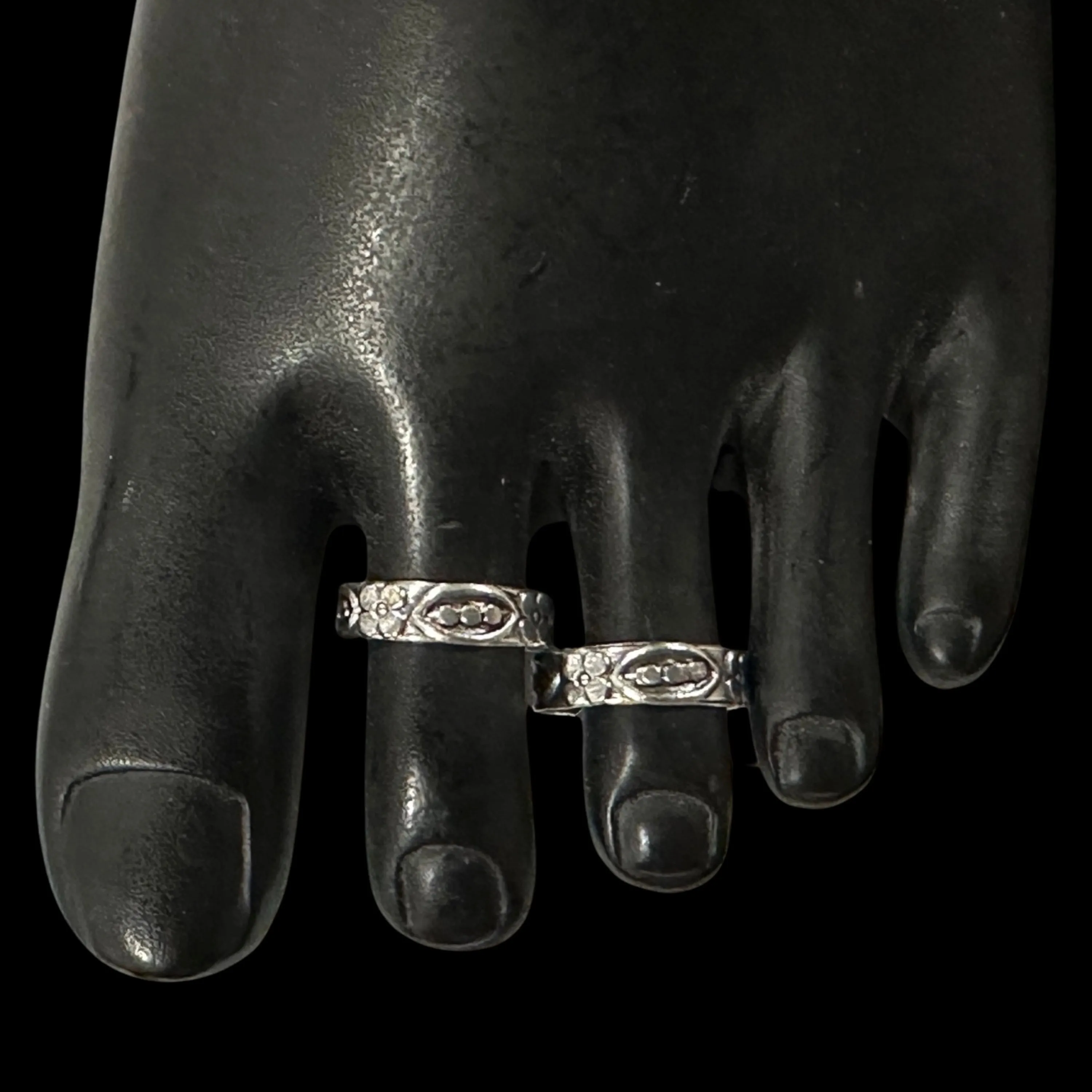 925 Sterling Silver Oxidized Toe-rings - Design #09