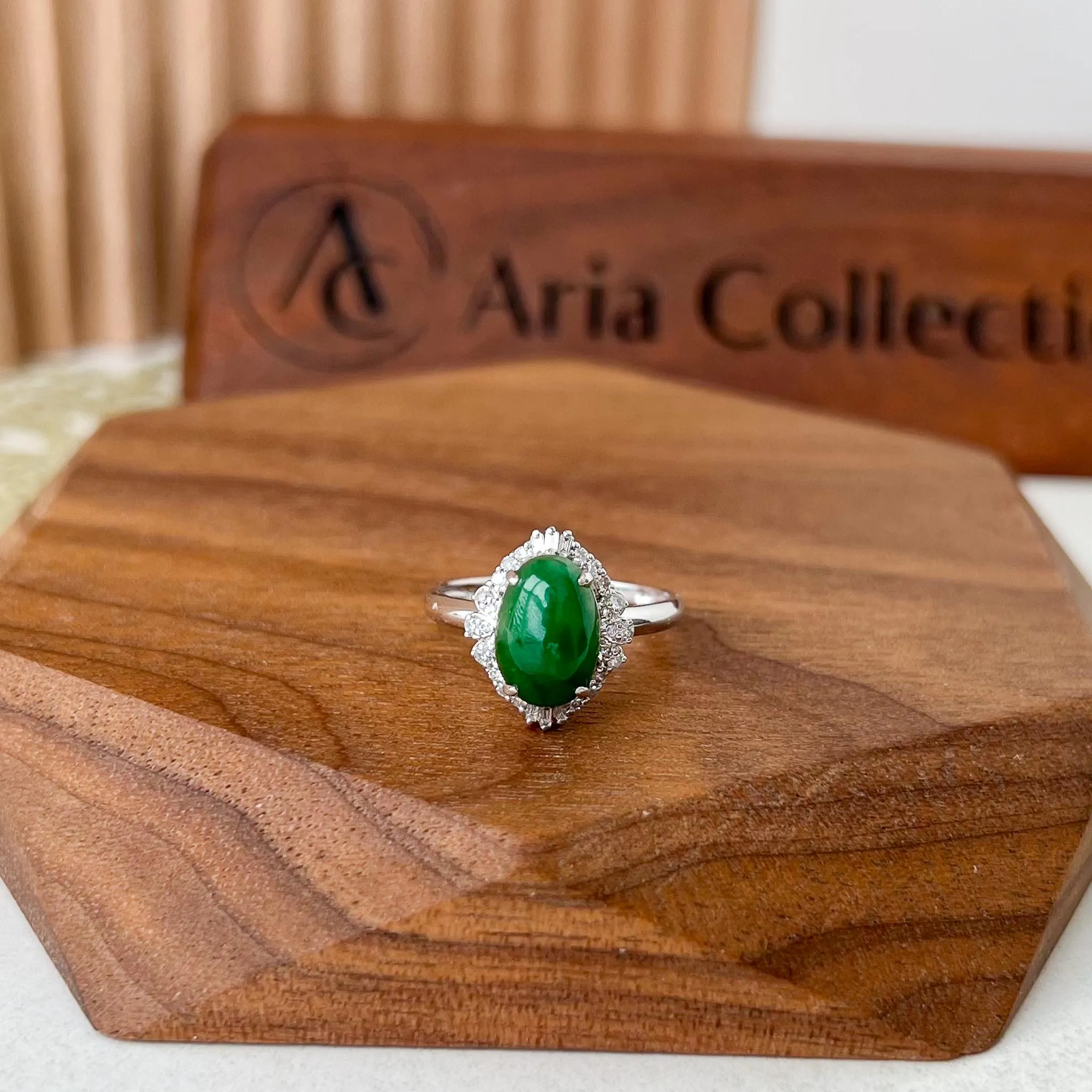 Green Jadeite Jade Halo Ring, 18K White Gold with natural diamonds, Size 5.50, SHWQ-0424-1732902490