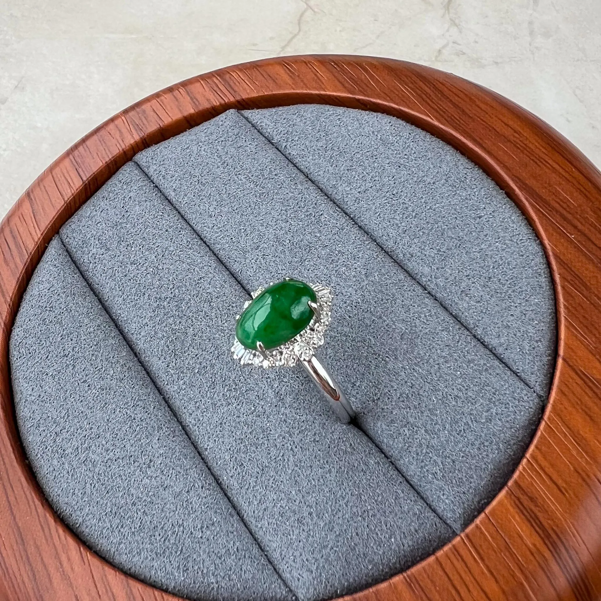 Green Jadeite Jade Halo Ring, 18K White Gold with natural diamonds, Size 5.50, SHWQ-0424-1732902490
