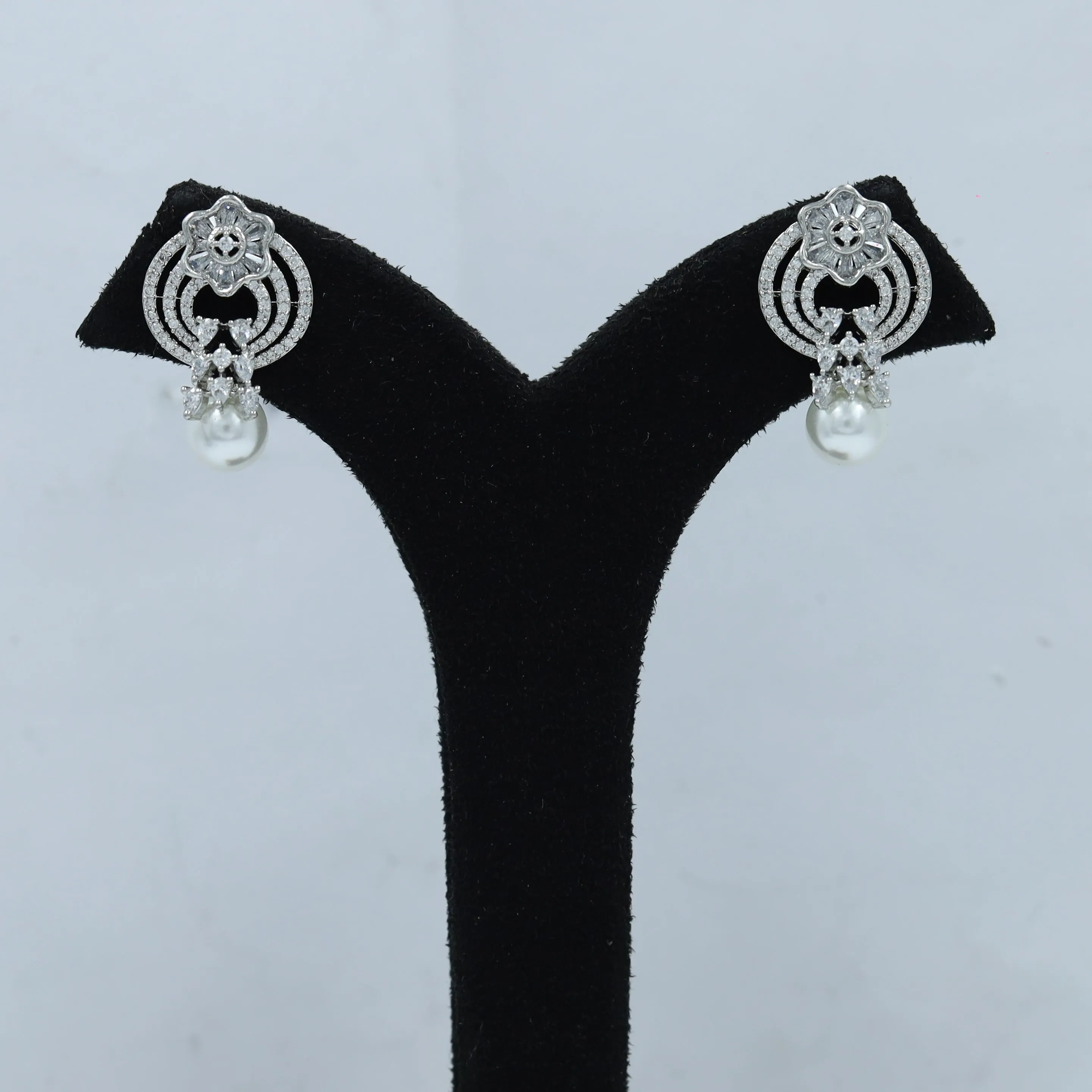 Medium Zircon/AD Pendant Set 11646-08