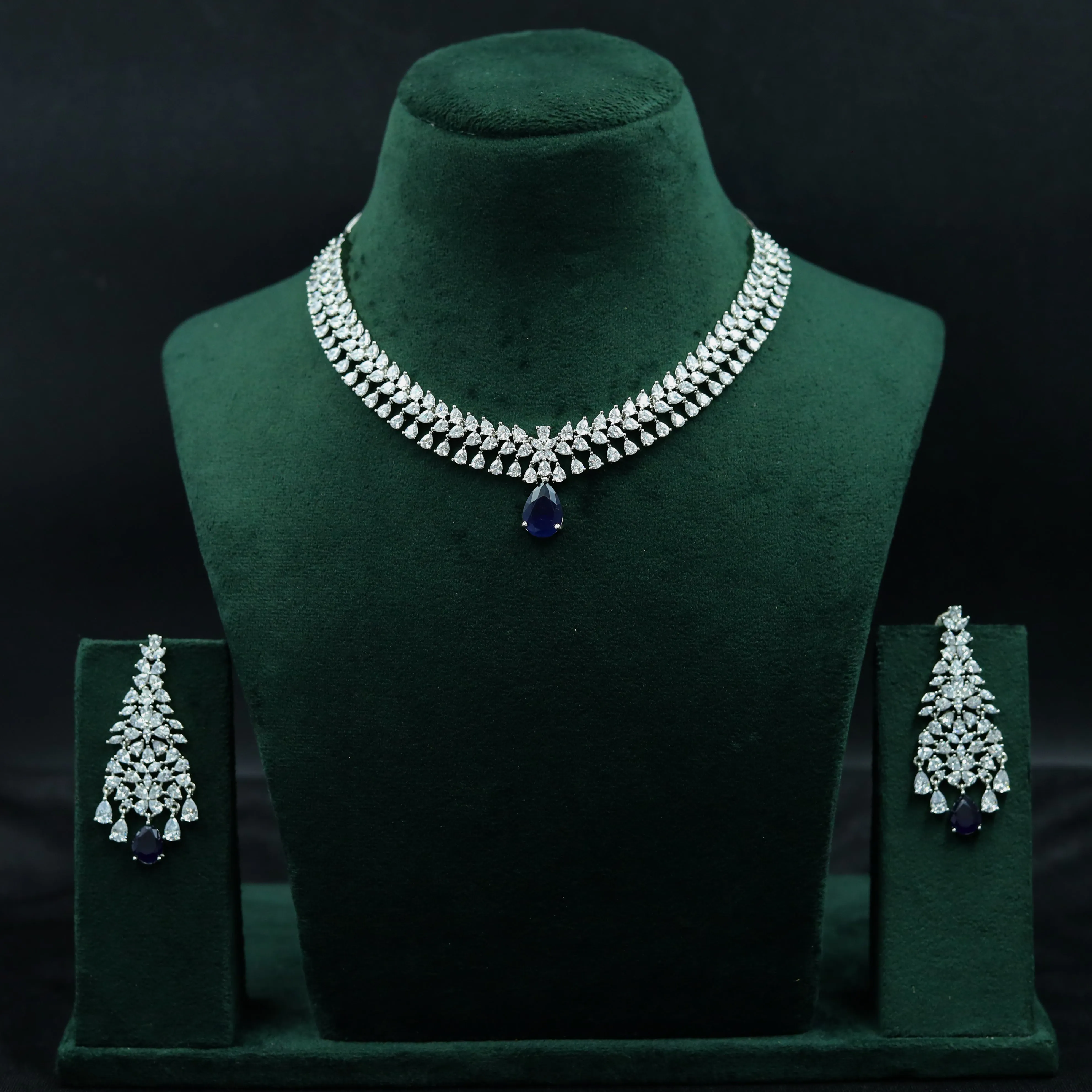 Round Neck Zircon/AD Necklace Set 11899-69