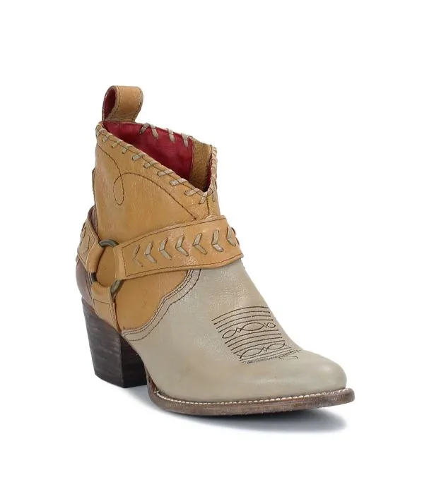 Tania Boot