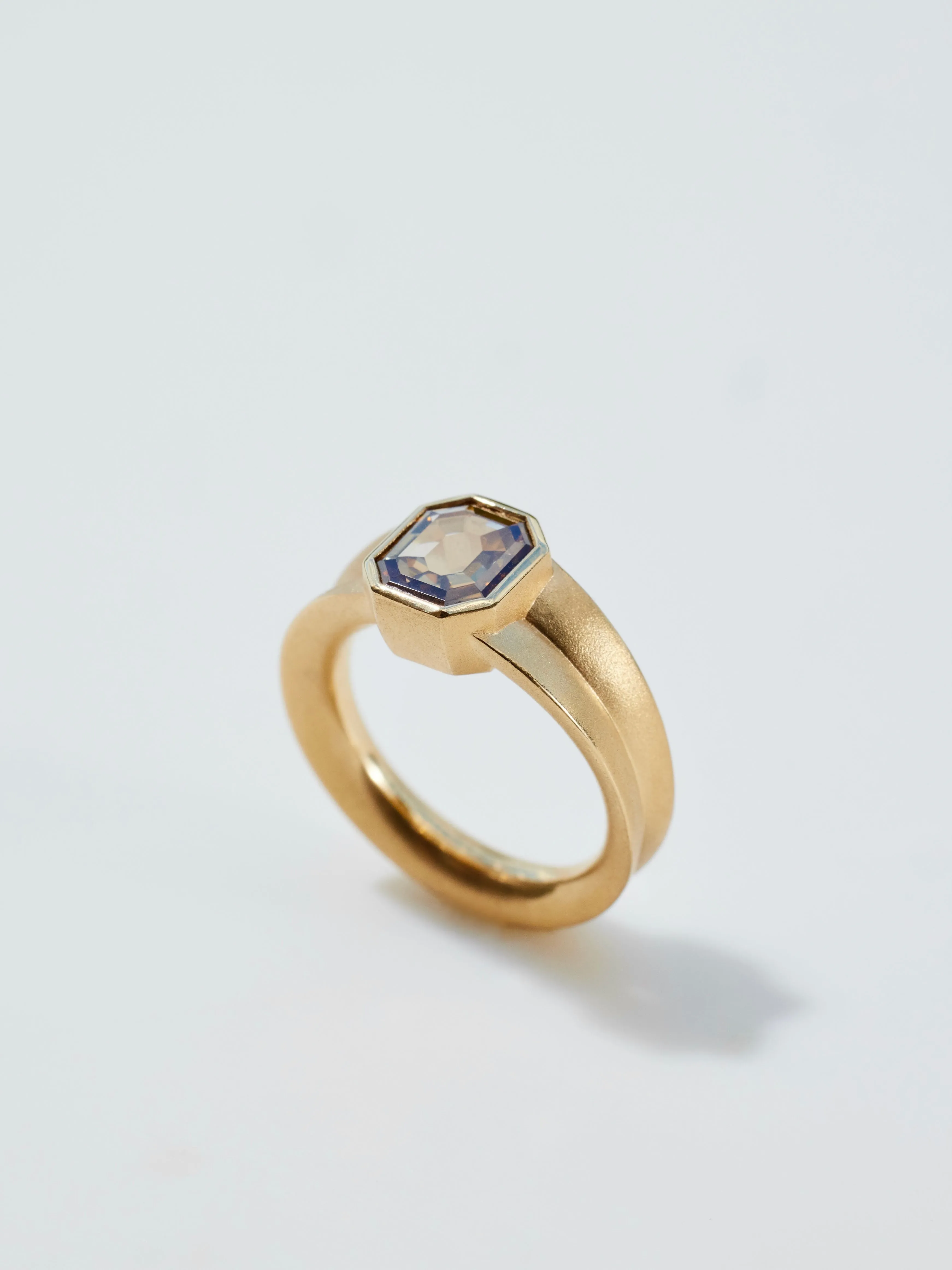 Tulip Solitaire with 1ct Portrait Cut Brown Diamond in 18k Royal, Size 4.75